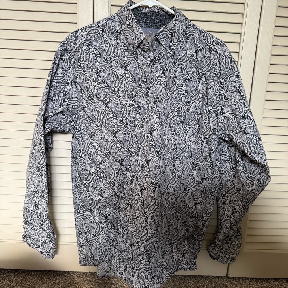 Elegant Black and White Paisley Men's Shirt